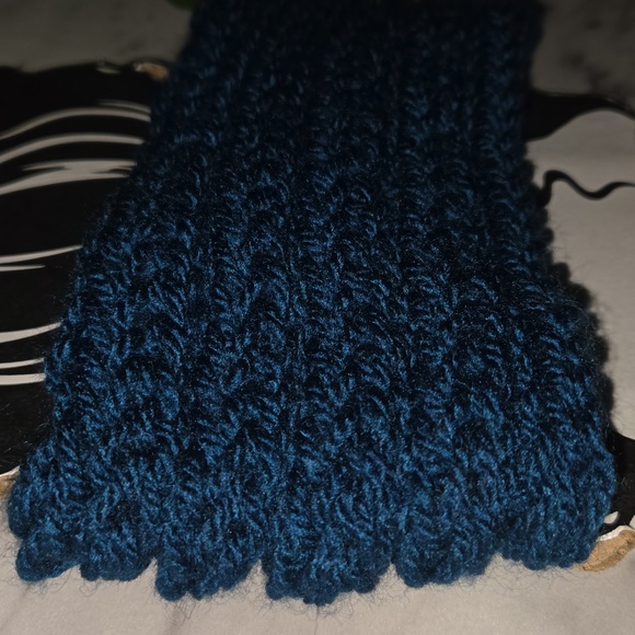 Handmade Knit Turban Headband - Picture 9 of 9